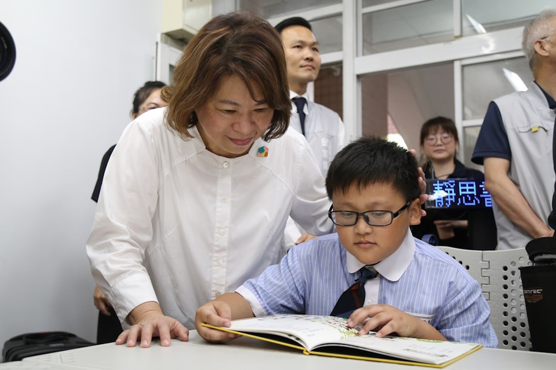 「善心、善念、善行」垂楊國小、崇文國小靜思閱讀書軒啟用典禮　嘉義市長黃敏惠：閱讀風氣持續扎根校園
