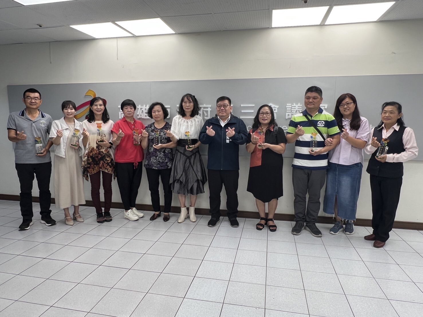 視婆如母 孝行可嘉 苓雅區賴淑鑾女士獲高市頒發孝行獎肯定
