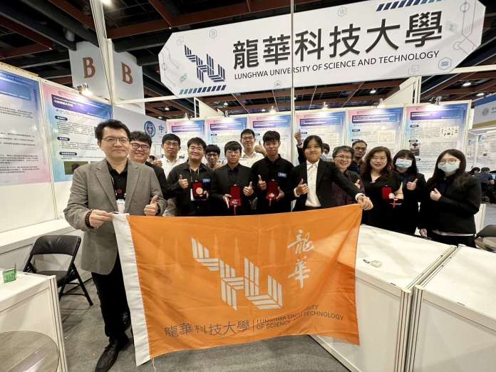 征戰台灣創新技術博覽會獲佳績 龍華科大金牌作品聚焦飛行安全 23 312456897
