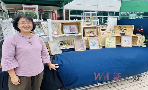 羅彩雲師生新款春仔花創作登上貨車遊街,手工精品繞境展示有意義!