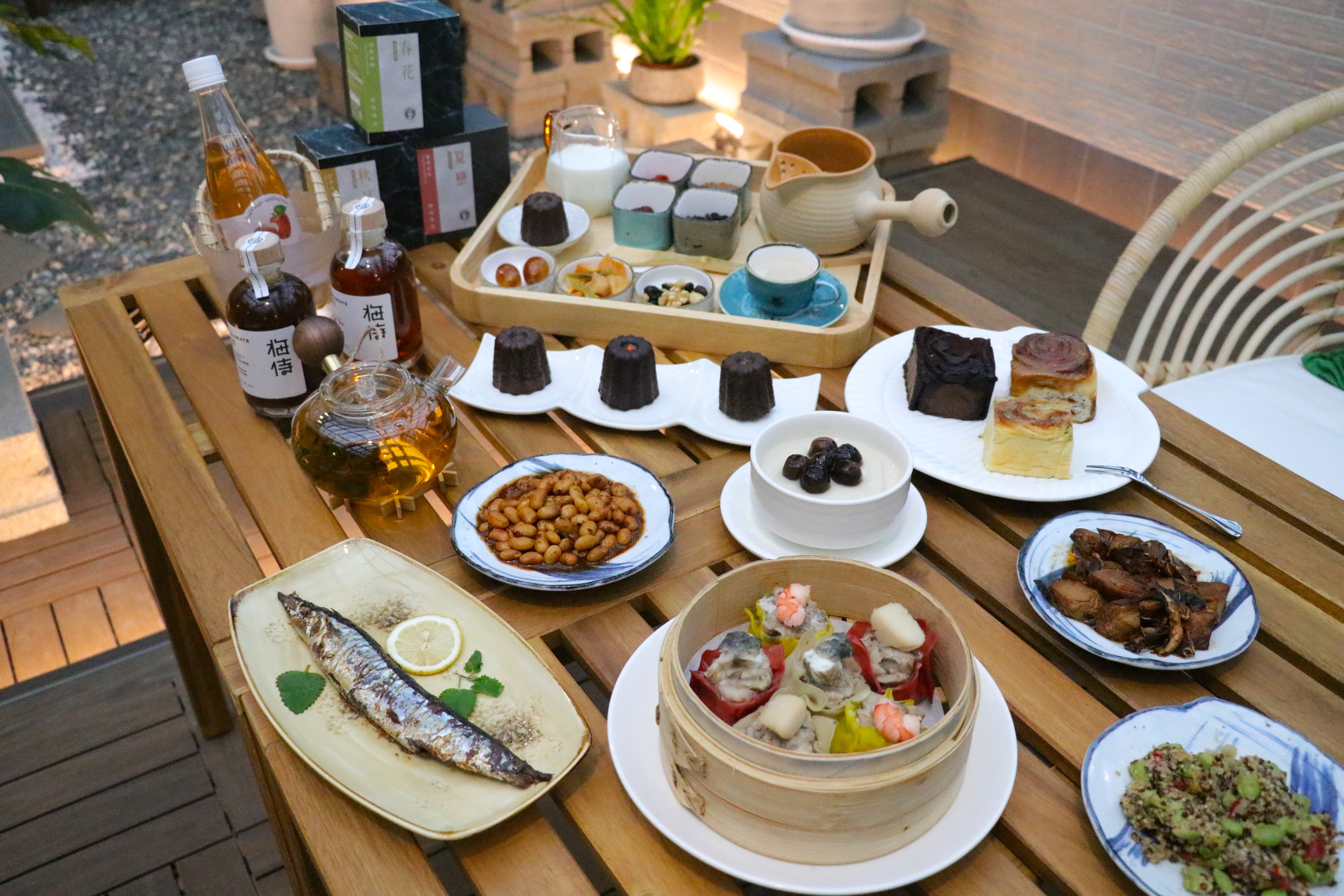 安永心食館結合當地茗茶，並開發無添加茶食品項。