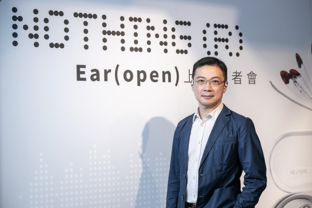 Nothing Tech 台灣區總經理Alex,宣布正式在台推出其首款開放式藍牙耳機Ear (open)