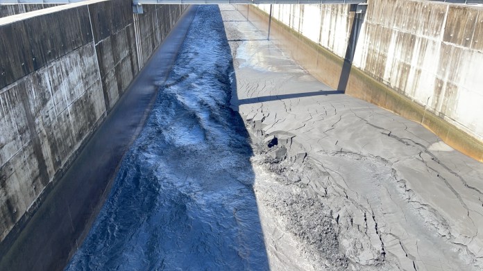 共伴效應帶來豪雨 石門水庫阿姆坪防淤隧道沖淤15萬立方公尺土砂 22 S 465682500