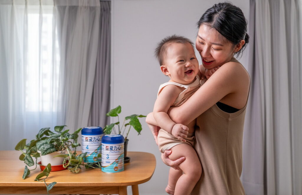 桂格全新推出添加母乳關鍵寡醣HMO 2’-FL 的「桂格愛力心優護奶粉」,提供寶寶優勢守護