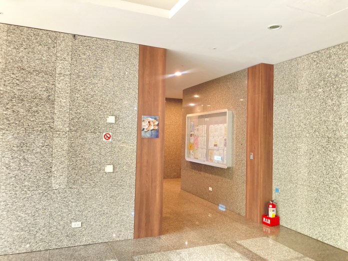 社宅住戶抽菸擾鄰被檢舉 桃園住宅處下逐客令 20 S 90554538 0