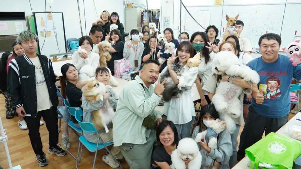 ▲林岱縈到台北海大講座大爆滿,滿滿學生搶聽。