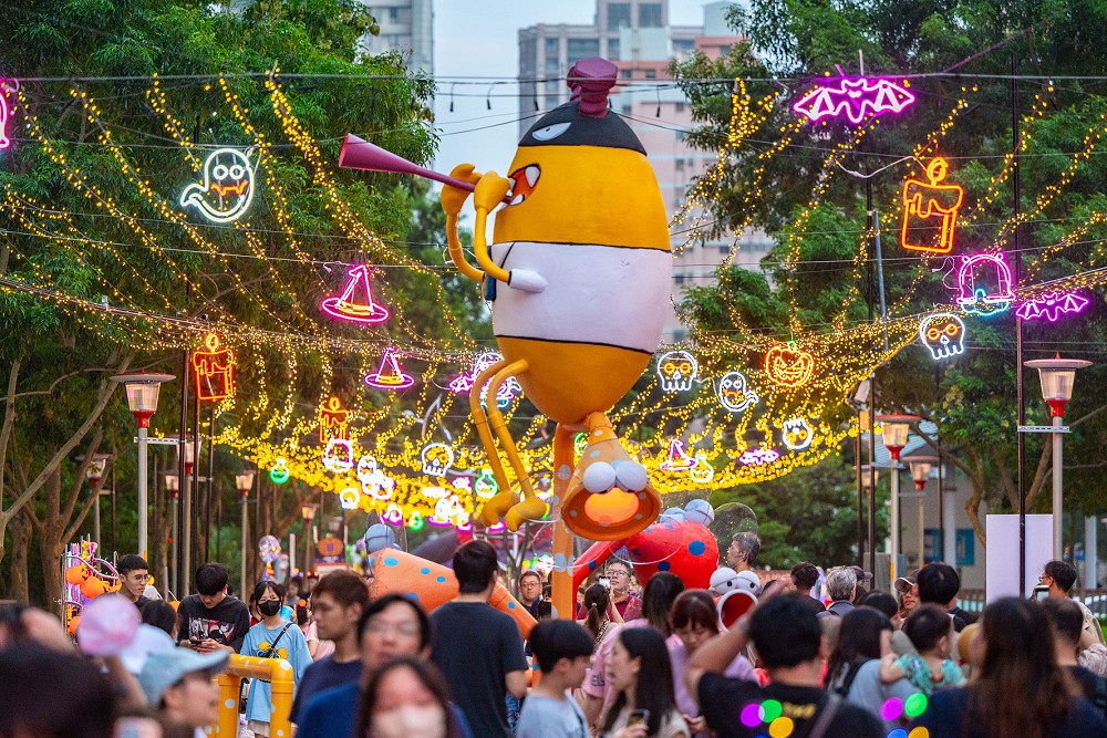 化身奇異博士邀市民一起「搗蛋」 張善政:桃園萬聖城後到新北耶誕城玩 234 化身奇異博士邀市民一起「搗蛋」 張善政:桃園萬聖城後到新北耶誕城玩 233
