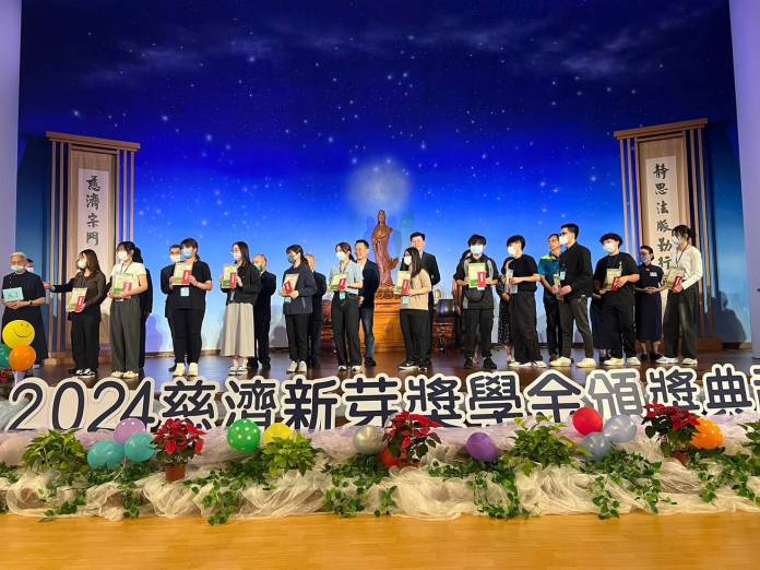 慈濟「新芽獎學金」嘉惠桃園330學子 蘇俊賓:助推社會善的循環 63 668012