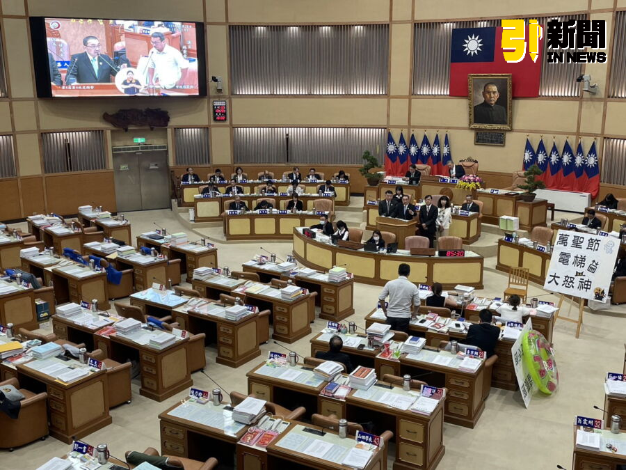 圖/板橋區卻接二連三發生「大怒神」的意外,民進黨議員要求侯友宜徹查此事,「把哪一隻鬼抓出來」。(記者陳志仁攝,2024.10.28)