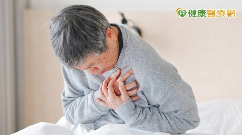 六旬男反覆出現腦中風症狀,竟是「重度動脈硬化」 AI科技助逆轉續命