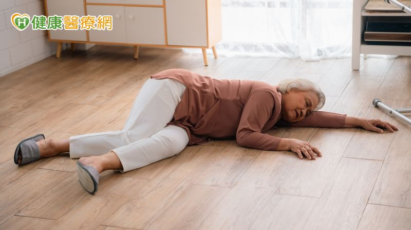 長者常見不只三高,還有一低! 醫提「3大警示症狀」避免致命