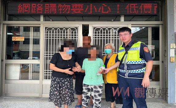 老婦逆向騎車陷險境 虎警速攔截護平安返家