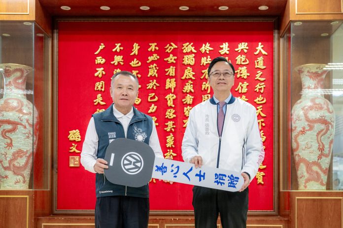 為善不欲人知!熱心民眾回饋社會 贈桃市府救災指揮車、復康巴士 64 20241030162732282 scaled