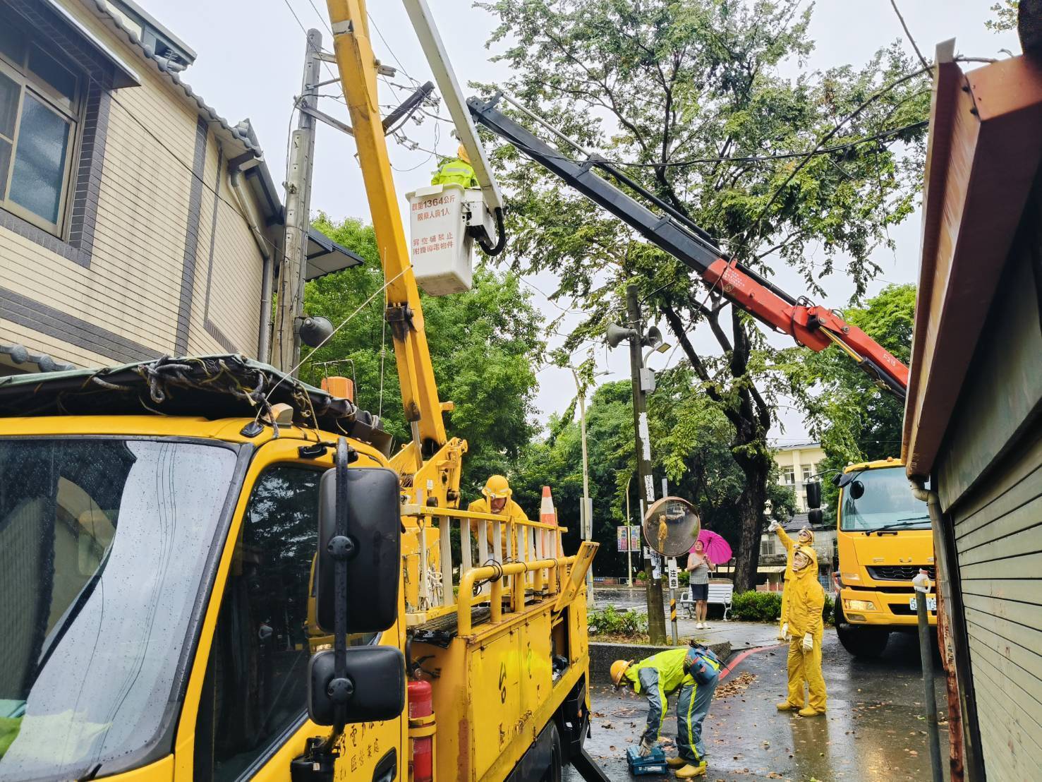 康芮颱風登台 台電高雄區處嚴陣以待