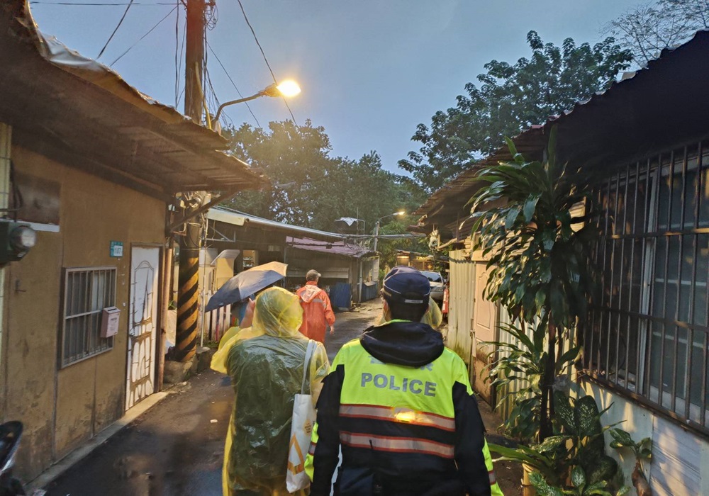 強颱康芮來襲土石流恐釀災 新北石碇烏來住戶預防性撤離 240 248241031a01