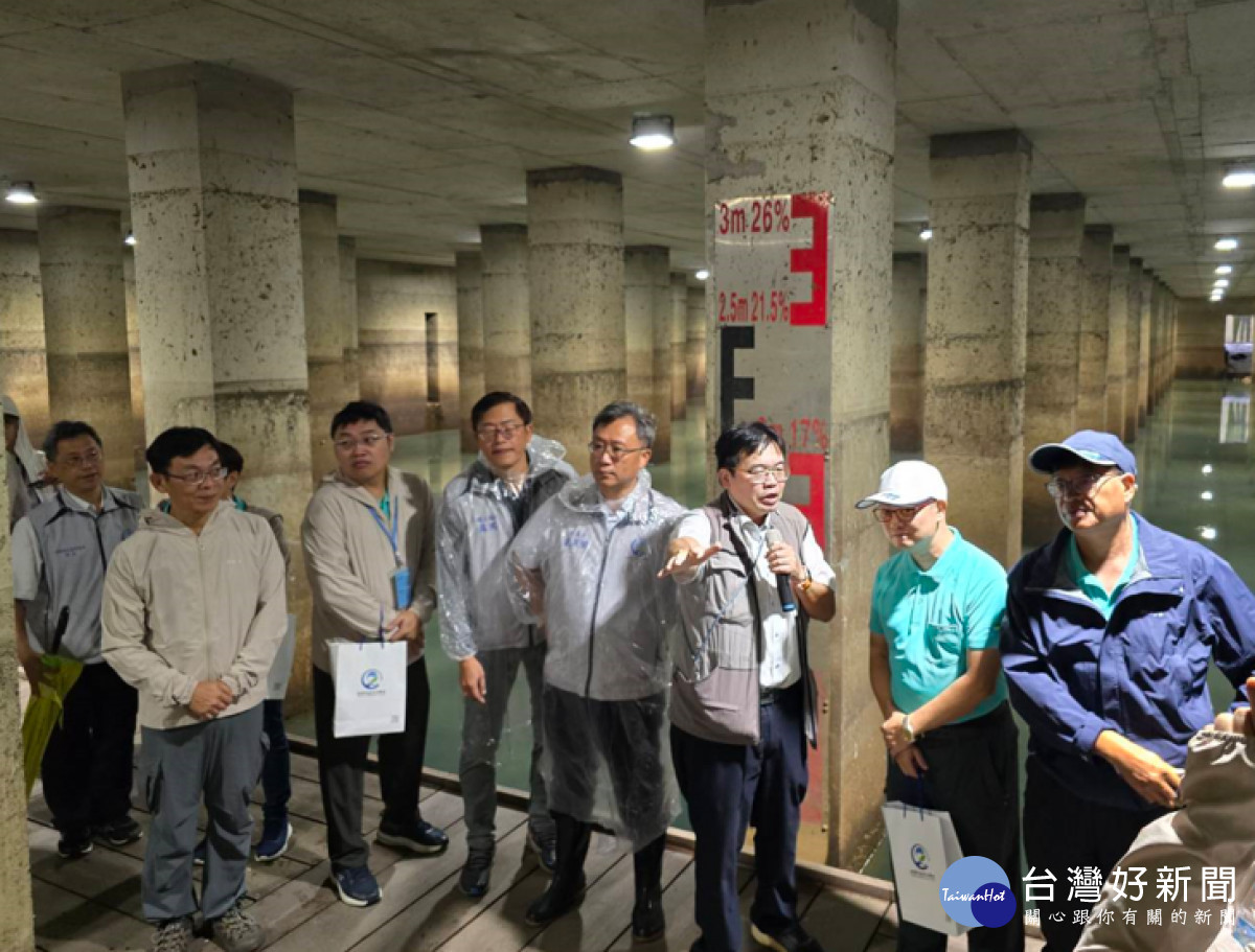 監察院及經濟部參訪龍山滯洪池。