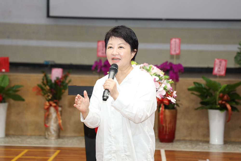 何欣純指「中火二期台電已具體承諾」 盧秀燕:靜待環境部解方 226 何欣純指「中火二期台電已具體承諾」 盧秀燕:靜待環境部解方 225