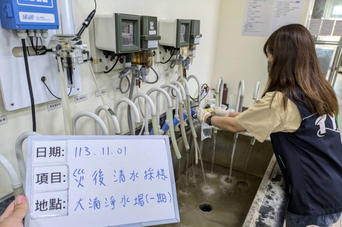 桃市環保局加強飲水安全檢查 颱風後檢測濁度合格 27 S 34160938 0