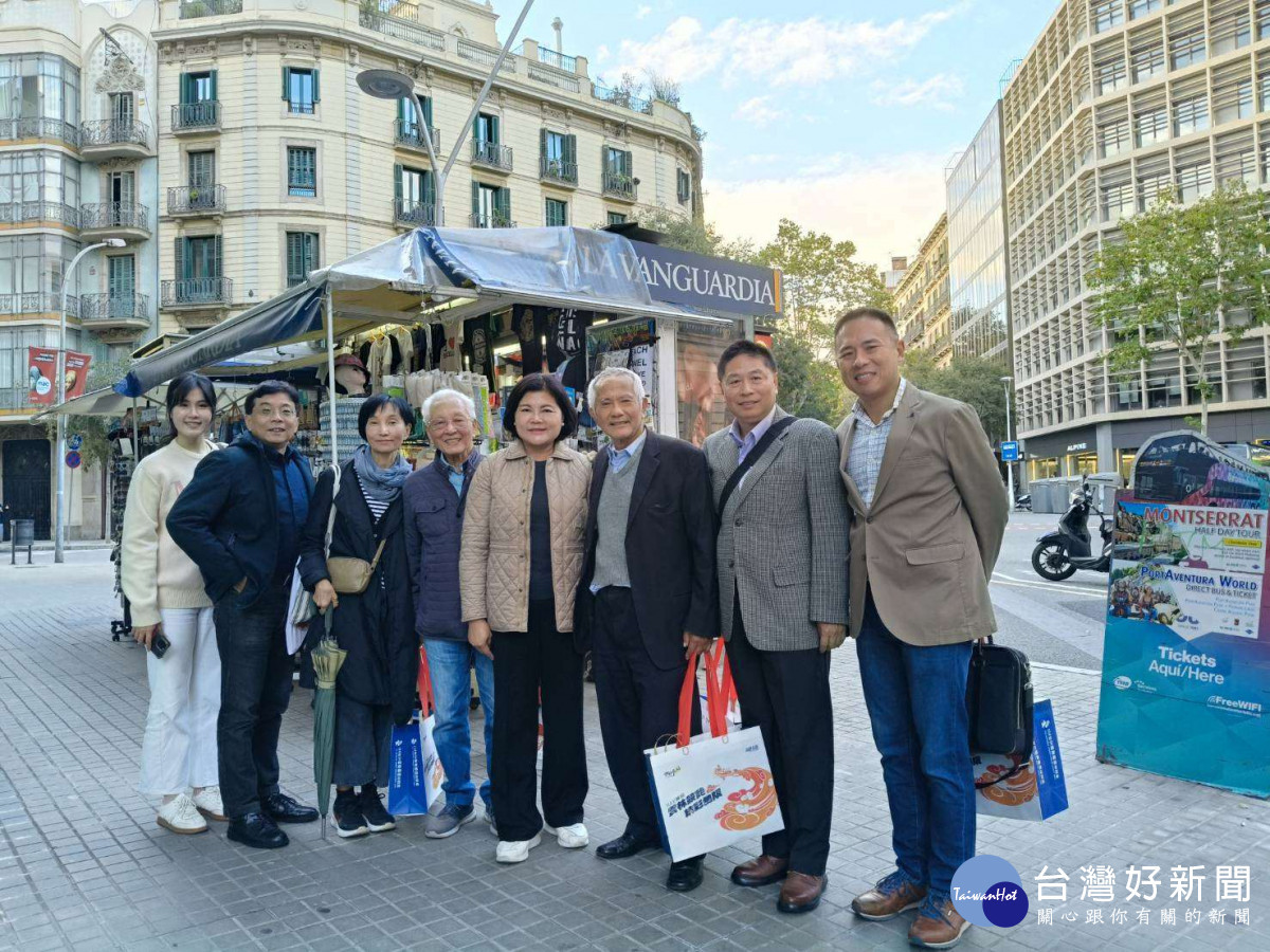 雲林縣長張麗善抵達西班牙後，與海外僑界代表交流／翻攝照片