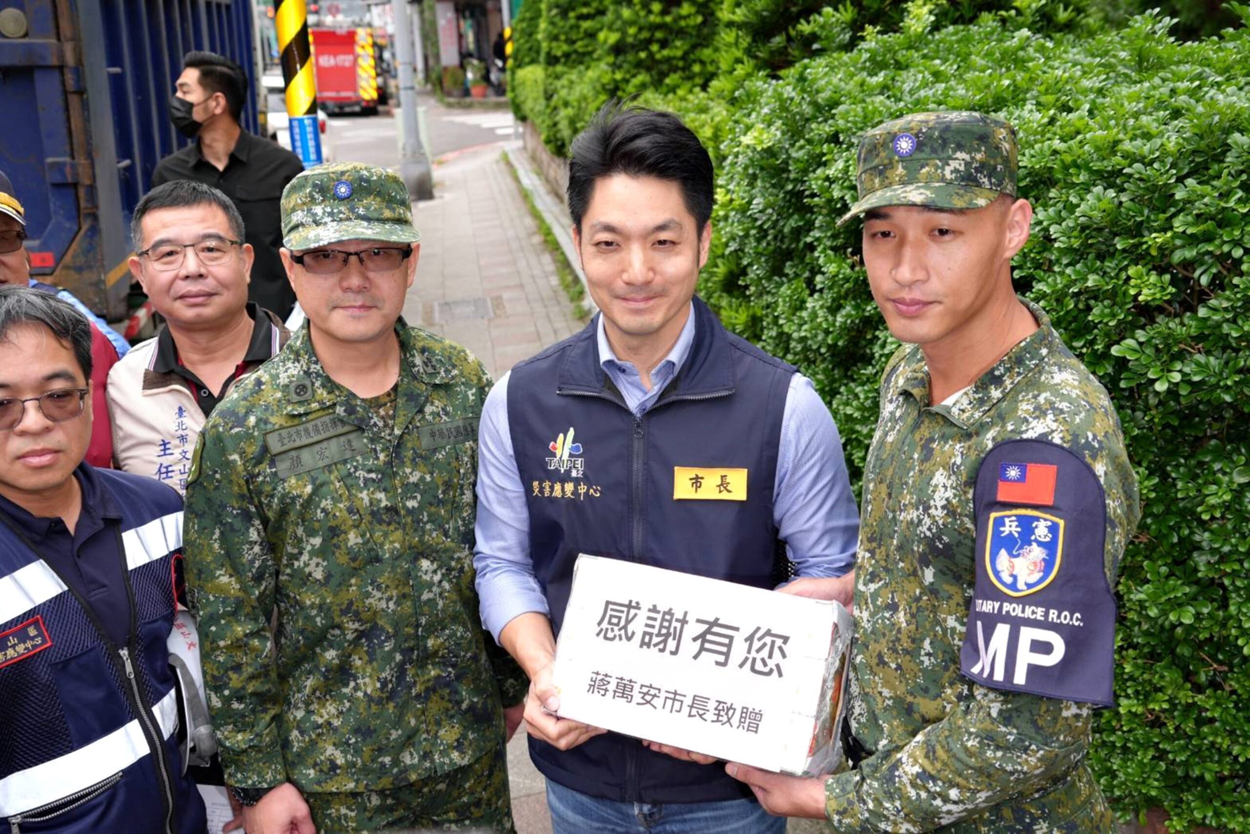 國軍持續協助北市颱風救災 蔣萬安慰問表達感謝 國軍持續協助北市颱風救災 蔣萬安慰問表達感謝