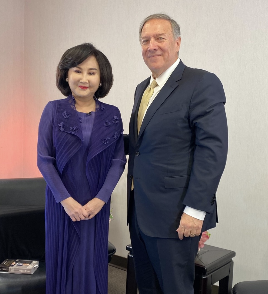 八訪達賴、七闖北韓！胡婉玲掌中央社 前同事力挺：新聞專業有目共睹