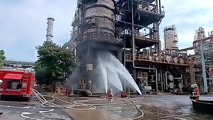 中油桃園煉油廠竄火煙!環保局提醒這些區域注意防護 18 S 2367507