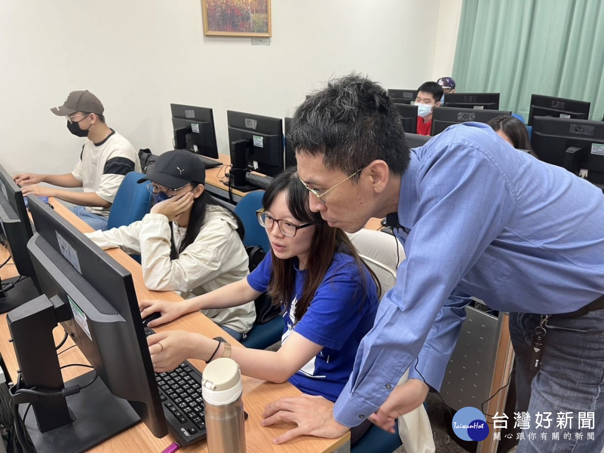 桃竹苗分署開辦資訊等相關技術職訓課程，助待業民眾提升技能轉換跑道。