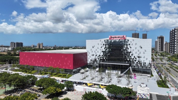 桃園會展中心獨特創新設計 桃市新工處榮獲國家建築金獎 63 fga85f8q