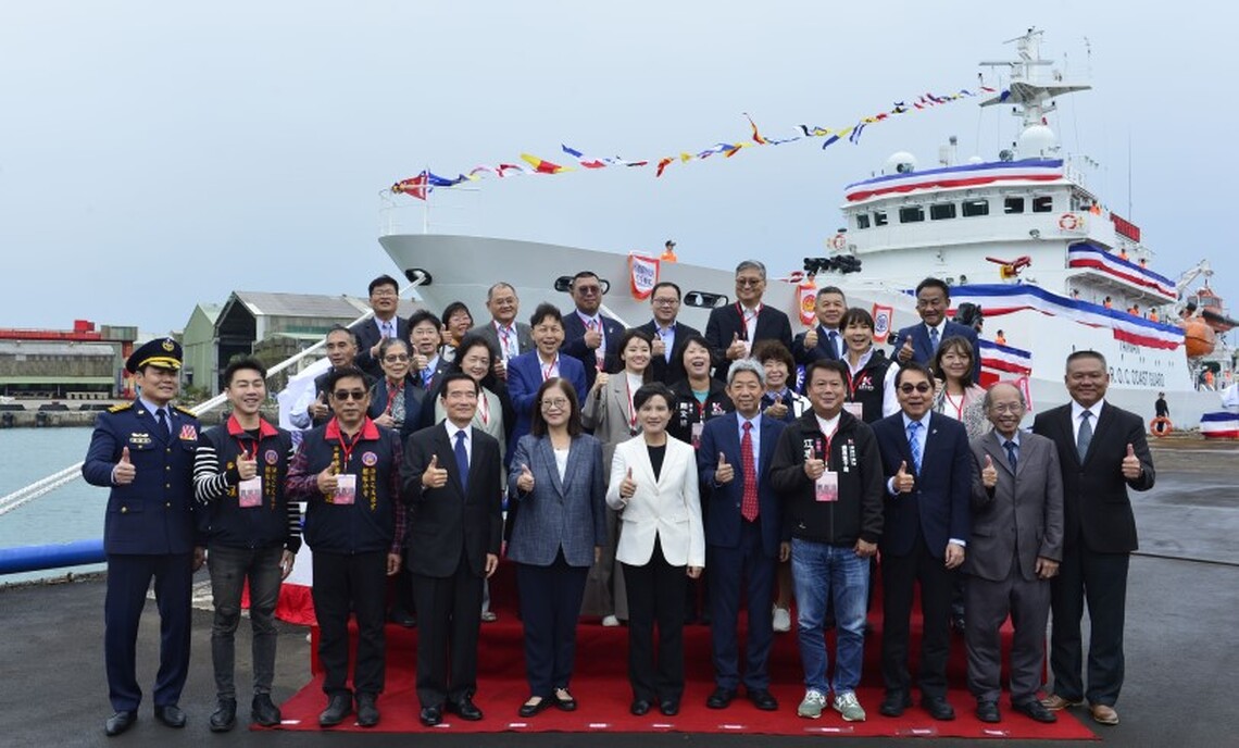 台船完成「連江艦」交艦、「花蓮艦」命名下水　強化海巡署海域防衛