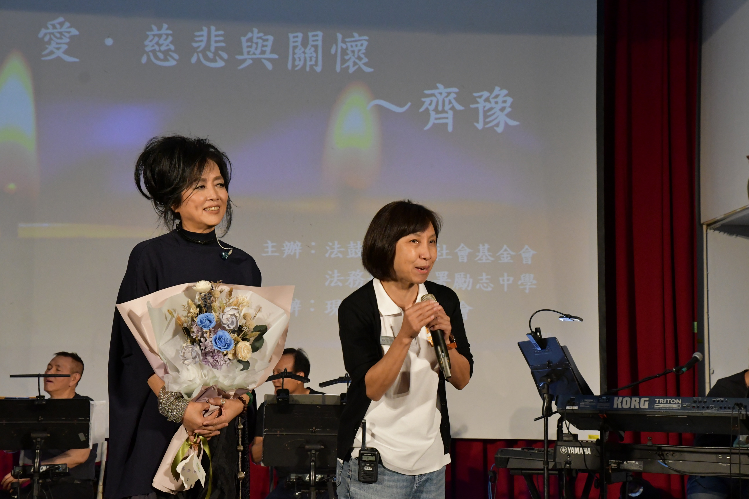 ▲知名歌手齊豫在彰化縣勵志中學舉行名為「愛 慈悲關懷音樂會」，為在場的400多位師生帶來正能量的音樂饗宴。（勵志中學提供）