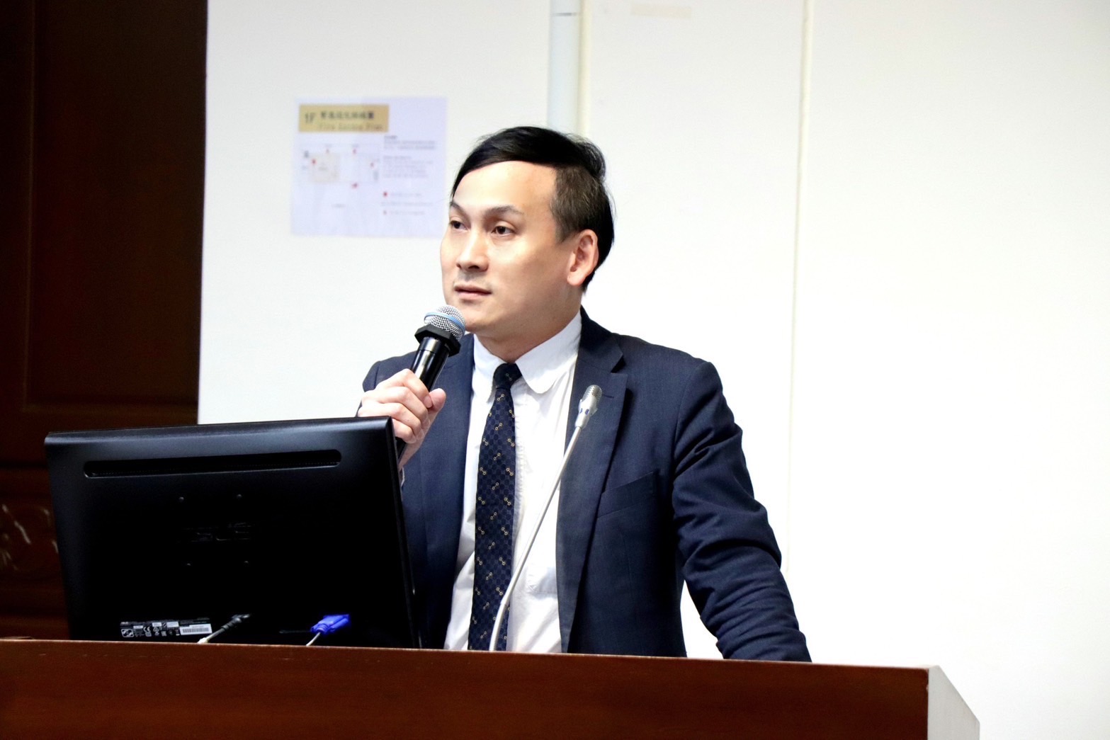 指文化部打造OTT平台是本末倒置　葉元之提醒：100億國發基金很快燒完 203
