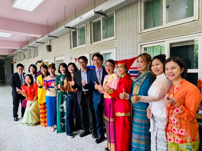 桃園教育局獲國際扶輪3502地區支持 開設新住民與華語雙向學習課程 70 S 18137377 0