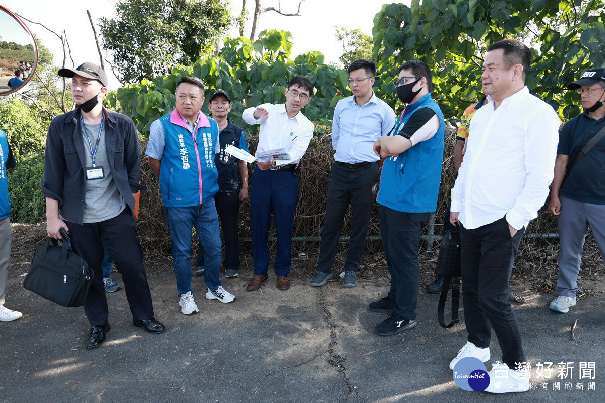 縣府邀集廠商會勘旺來園區設迴轉平台。（縣府提供）