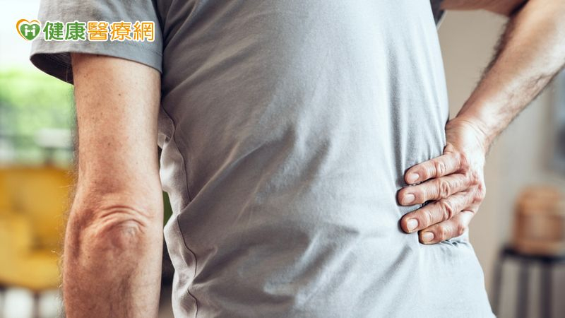 糖友腰椎嚴重退化憂術後併發症 「新式脊椎手術」降低感染風險 