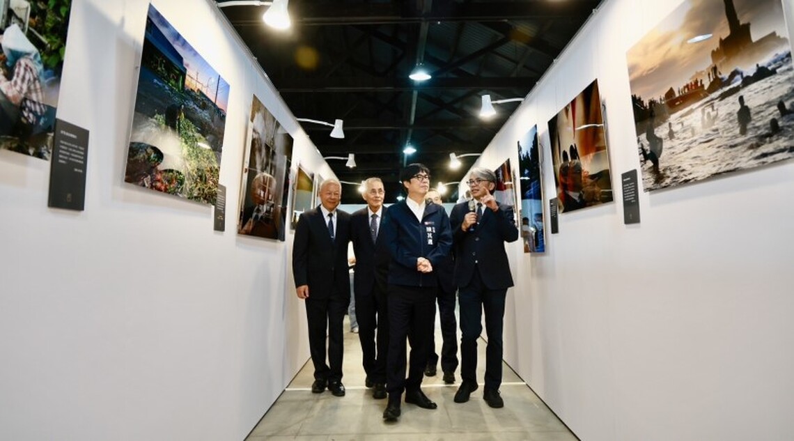 「經典Odyssey影像‧體驗」特展登場！ 陳其邁呼籲市民共赴駁二，感受高雄發展歷程