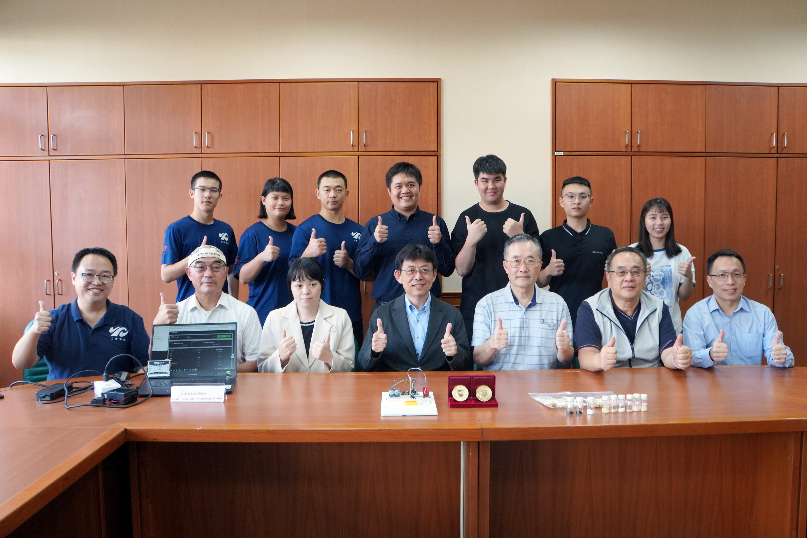 ▲大葉大學工學院在「2024第十五屆IIIC國際創新發明競賽」，榮獲4金5銀1銅的驕人成績，將於21日前往台北接受表揚。（記者張溎壕攝）