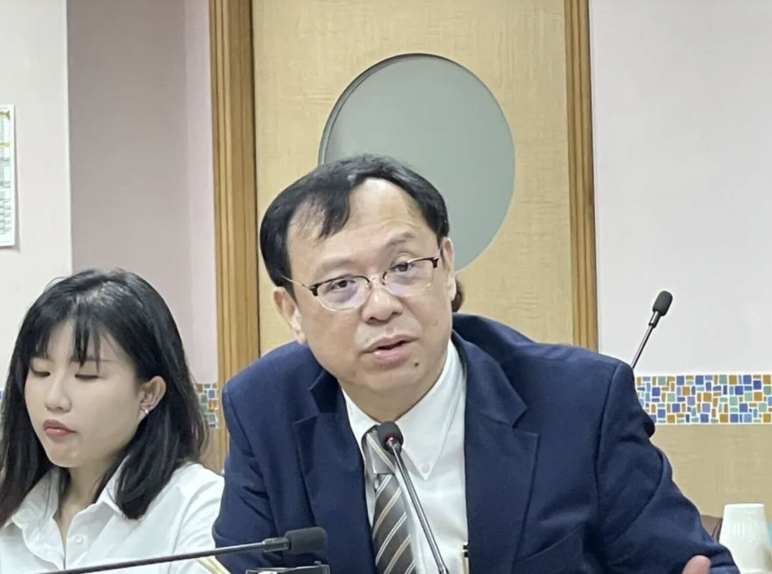 加速新藥一年內納健保新制 首款藥物來了!健保署長透露:是「癌症新藥」 238 加速新藥一年內納健保新制 首款藥物來了!健保署長透露:是「癌症新藥」 237