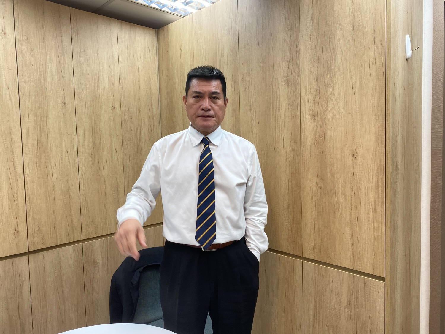 黃仁表示,台立關係生變的第一個警訊是社民黨在今年5月總統大選時勝選,而連任的瑙塞達總統曾表示,要把以台灣名義設立的代表處改名為台北。(記者包克明 攝)