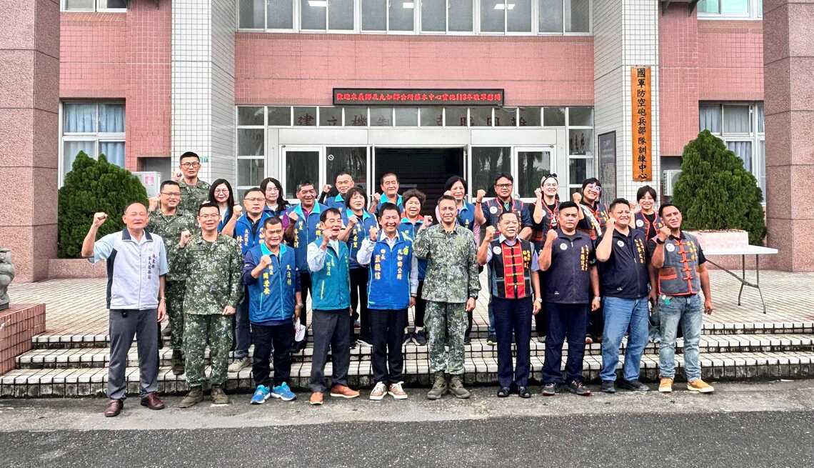 屏東縣來義及九如鄉長赴國軍防訓中心敬軍慰勞活動