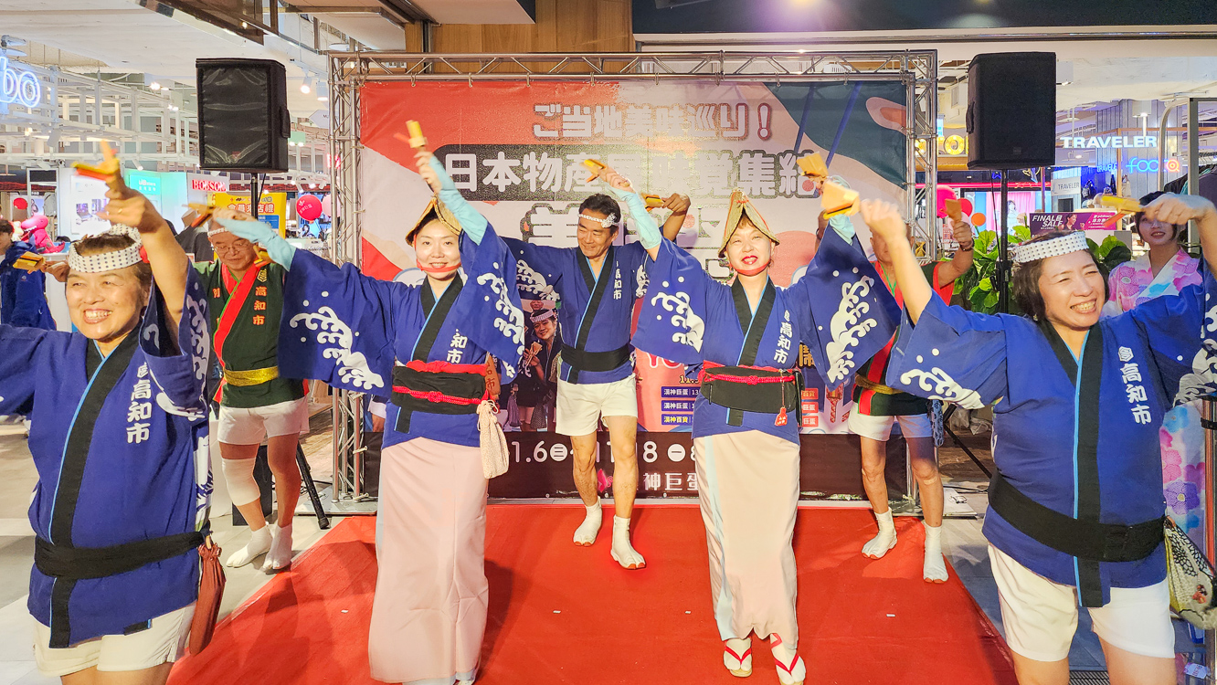 ▲今天邀請到YOSAKOI發源地的高知市市長桑名龍吾一同到場為日本展活動揭開序幕。（圖/記者黃淑貞攝）