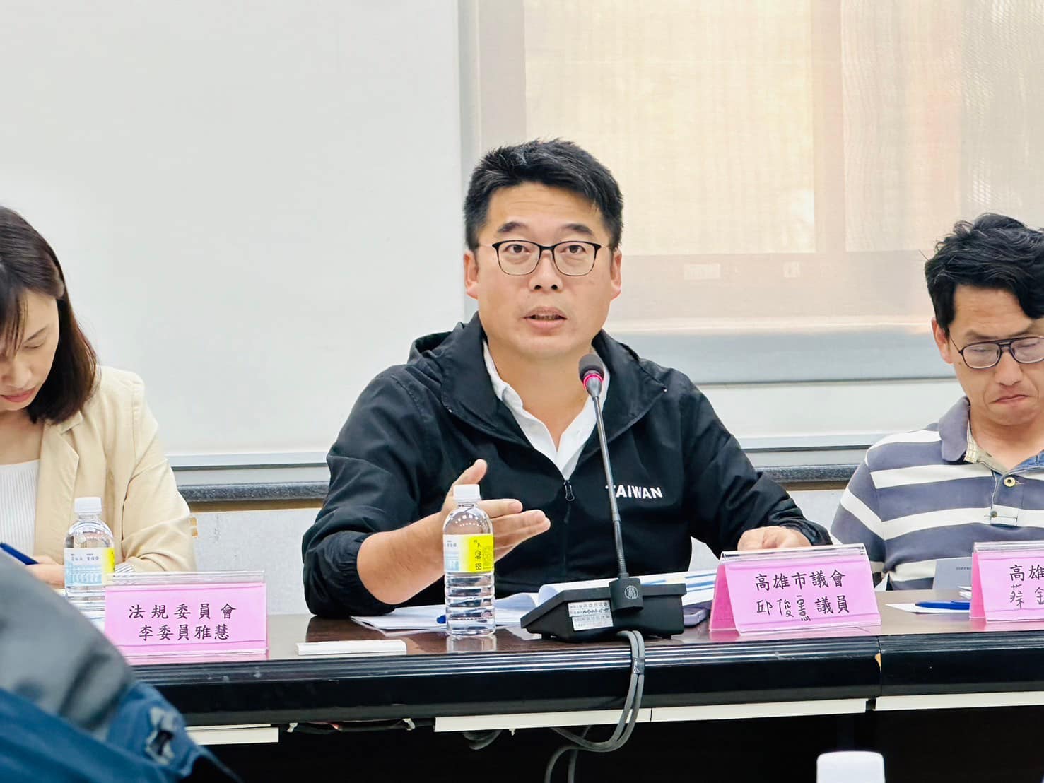 黃捷批柯志恩財劃法立場反覆　邱俊憲籲高雄市民警惕 233