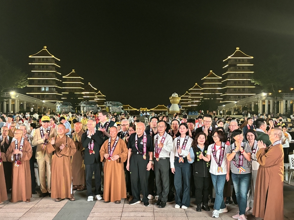 2024國際書展暨蔬食博覽會開幕大合照（圖：環境部綜規司）