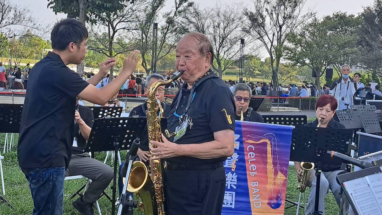 陳世圯團長（中）領銜辦音樂會。（圖/記者陳惲朋翻攝）
