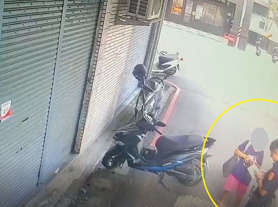 巷口轉角遇到警 6旬婦再度行竊超市栽了 197 cnews204241109a01