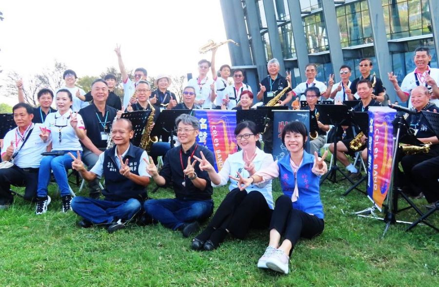 故宮南院音樂盛會 87歲管樂藝人陳世圯帶領「名聲樂團」推動樂齡公益