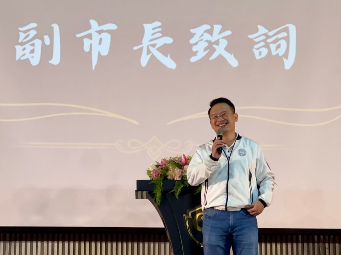 蘇俊賓參加觀音高中70周年校慶 唱校歌凝聚師生情感 77 S 22708367 scaled