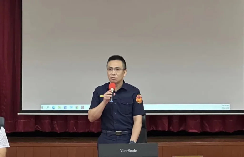 樹林分局長林國民呼籲,詐騙跟著時事走,請民眾凡事多存疑並謹記防詐騙三步驟「一聽、二掛、三查證」以免遭騙