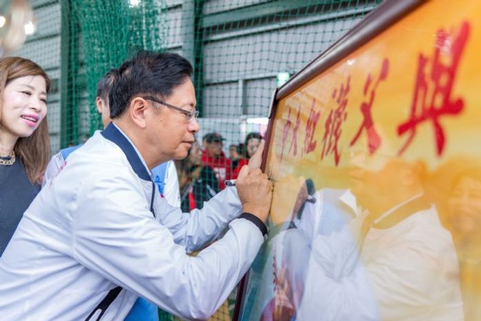 中大紅襪打擊場揭牌啟用 助力桃園棒球愛好者圓夢 68 20241110131018109