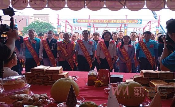 雲林六房媽過爐土庫股紅壇今上樑 吸引上千名信眾到場觀禮