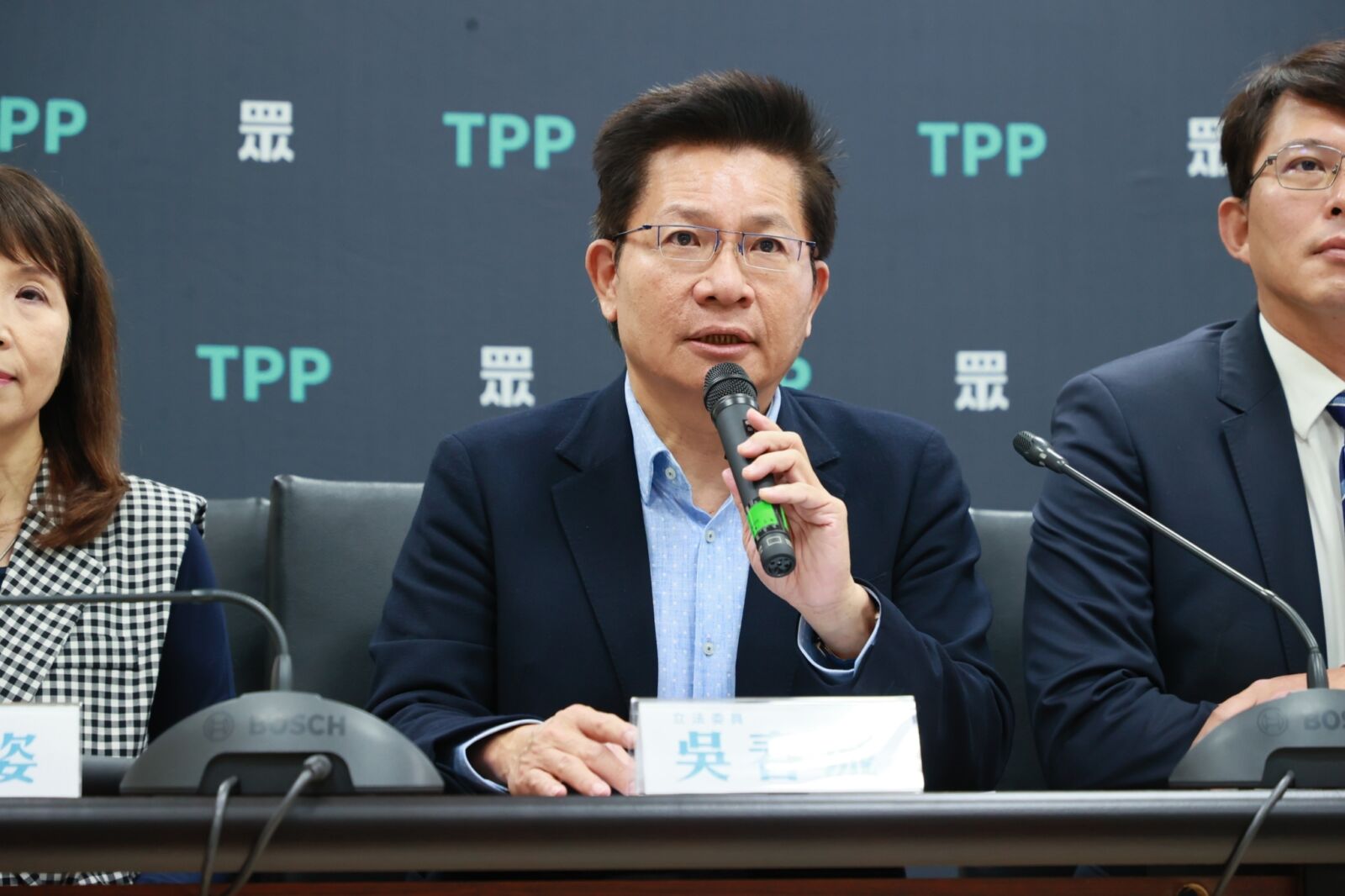 TaiwanPlus用柯文哲上銬照宣傳打貪 吳春城要求撤下不當報導 250 TaiwanPlus用柯文哲上銬照宣傳打貪 吳春城要求撤下不當報導 249